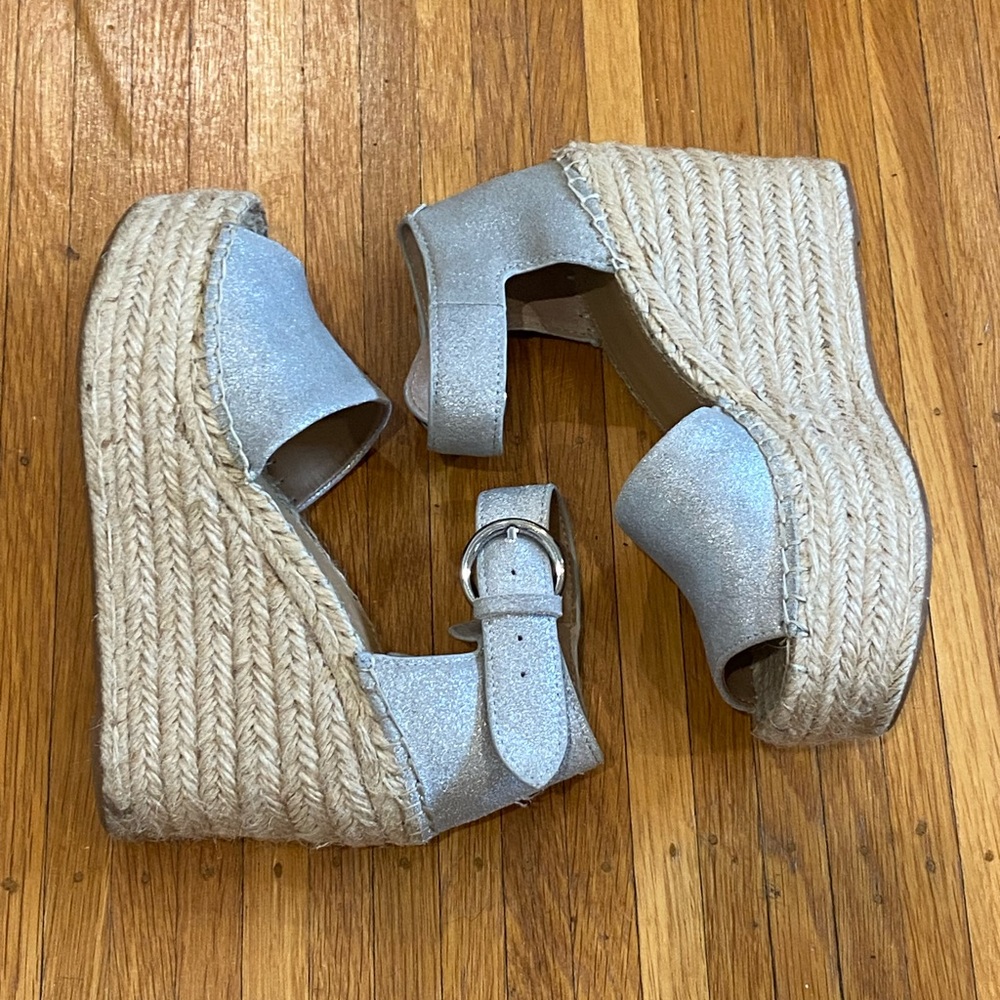 Marc Fisher sparkly silver platform leather sandal espadrilles.